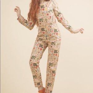 Samantha Pleet Empress jumpsuit Peach Blosson sz 6